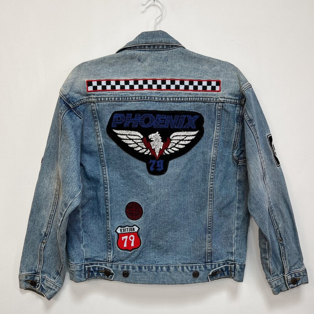 Women's Forever 21 Patch Jean Jacket, Retired / Sold Out, Sz S, 15 Y2K Patches - Picture 2 of 7